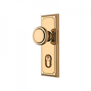 Gainsborough Neue Traditional Knobset Trilock Entrance Set