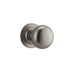 Iver Cambridge Round Knob